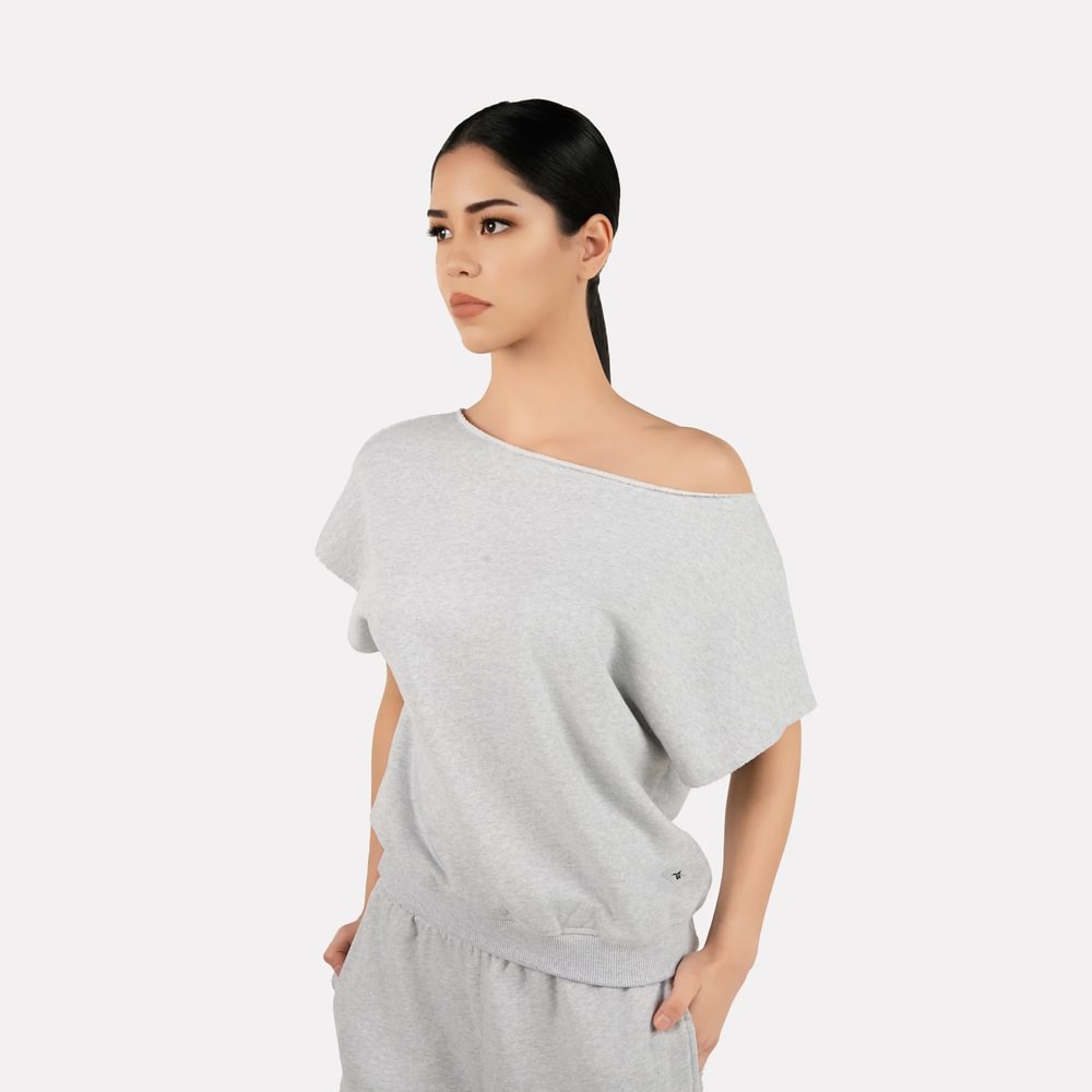 Camiseta Classics | Studio Style Sweatshirt | Mujer