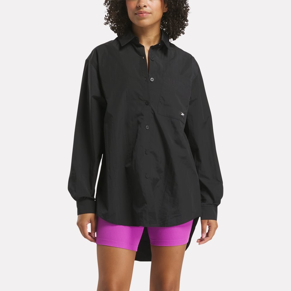 Camiseta Classics | Studio Style Button Down Shirt | Mujer